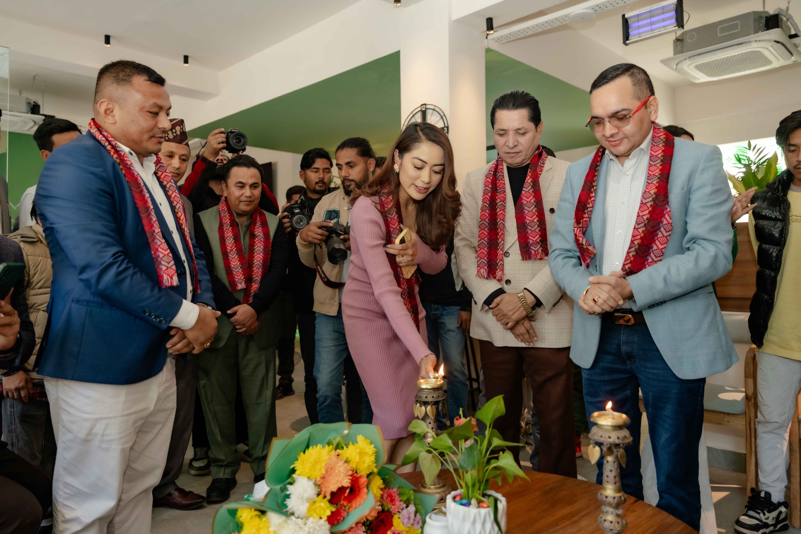 स्टारबोस कफीको ब्रान्ड एम्बेसडरमा अभिनेत्री नम्रता श्रेष्ठ